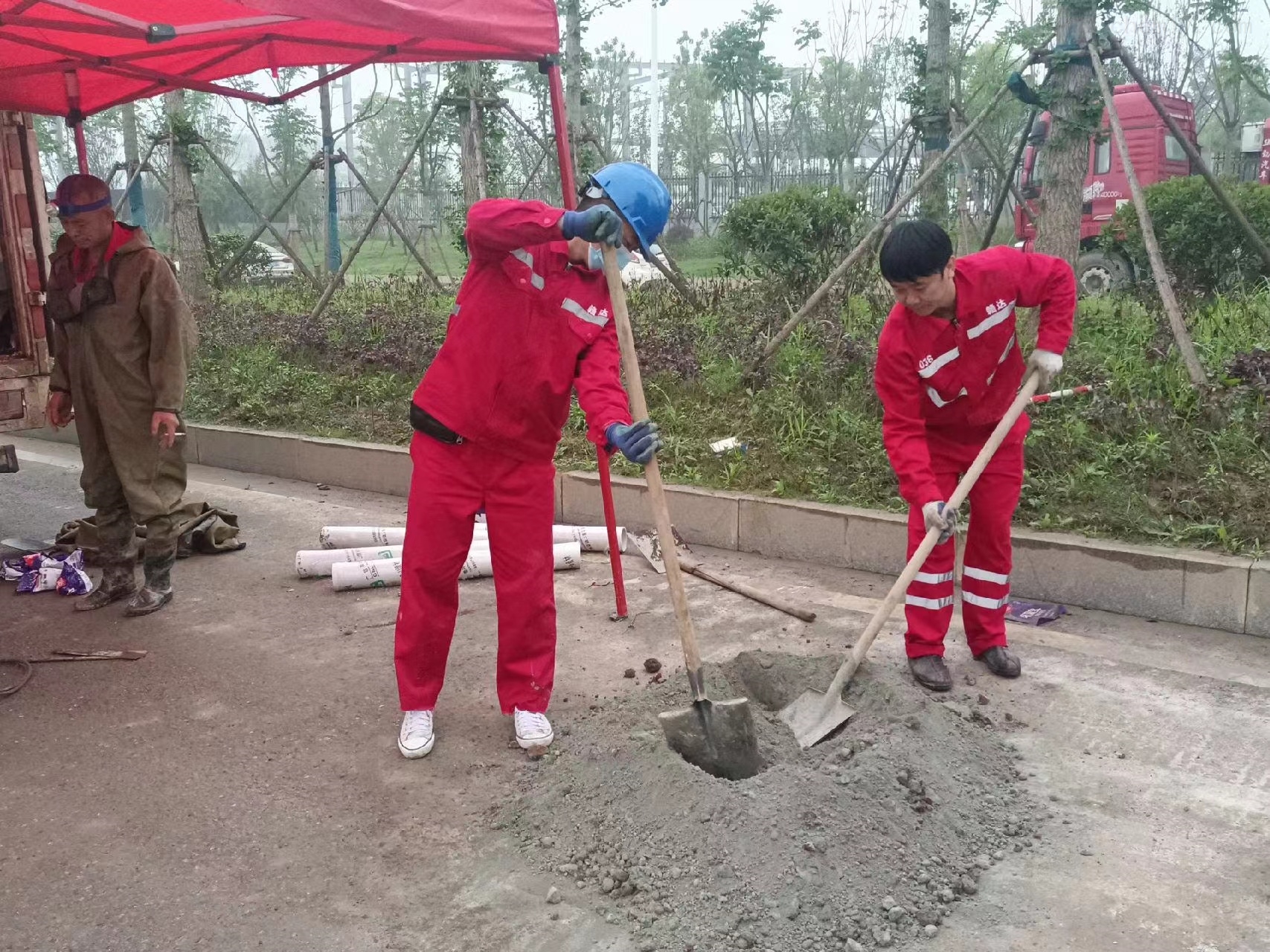 万泉镇管道疏通哪家好】及时进行市政管道清淤